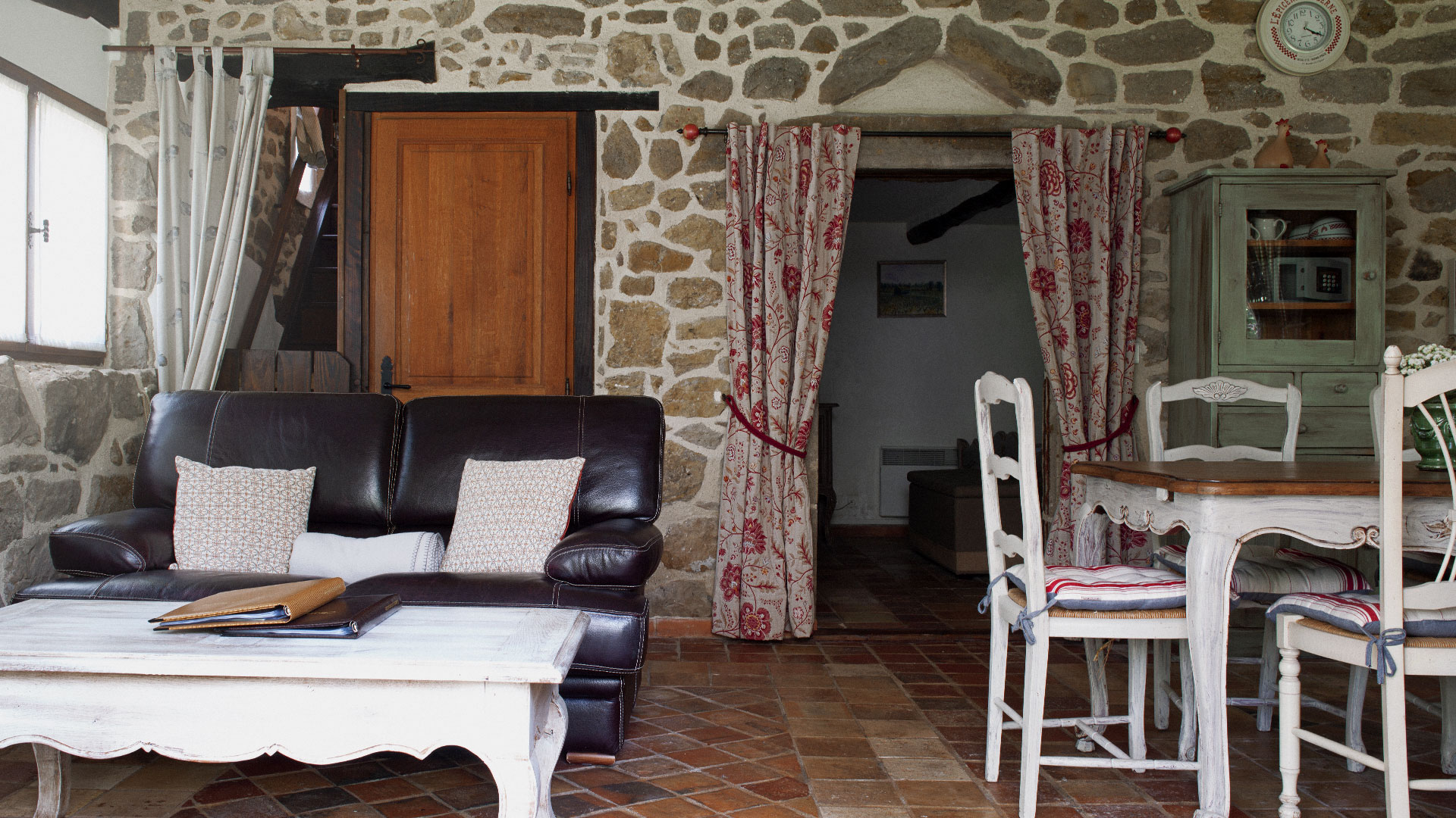 Spacious living room luxury family holidays south of france